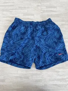 Nike 青葉柄ショートパンツ Lサイズ