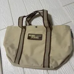 Item thumbnail for item 32e8f026-8774-496b-ae92-cd6058865fee