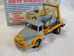 Dinky 895 CAMION UNIC MULTIBENNEのサムネイル