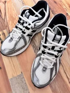 New Balance 1906R スニーカー