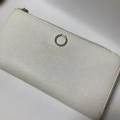 JILLSTUART 長財布　白　指輪♡のサムネイル