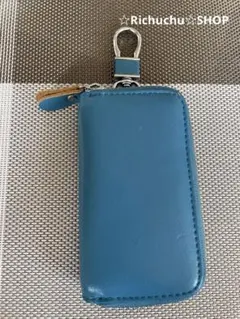 青の合成皮革キーケース