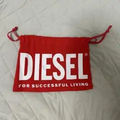 DIESEL ロゴ入り収納袋 赤