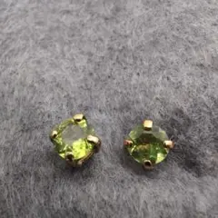 天然石 ペリドット スタッドピアス シルバー925 8月誕生石 一粒ピアス
