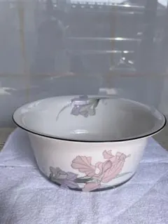 Item thumbnail for item db2b3a0c-0a23-4b7e-abe5-40137516de72