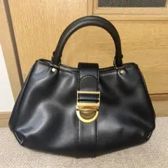 【最終値下げ】CHARLES & KEITH バックルド トートバッグ