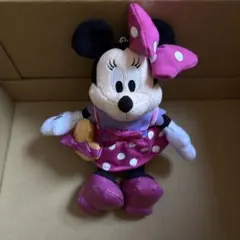 ミニーぬいぐるみバッジ　トゥーンタウン