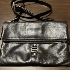 ブラックレザーショルダーバッグ