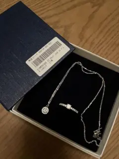 シルバー ダイヤモンド風 ネックレスと指輪のセット