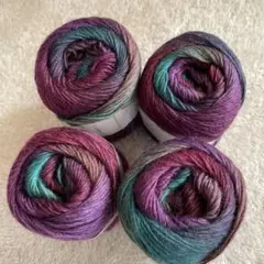 グラデーションウール　ワイングリーン系