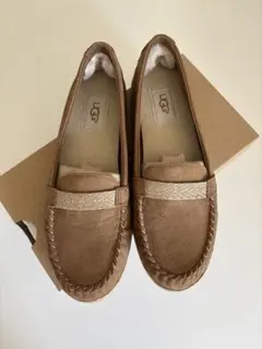 【新品】UGG ブラウン モカシン