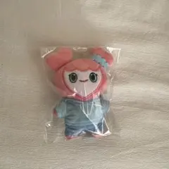 TWICE MOVELY バックチャーム