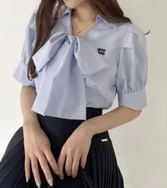 NICE CLAUP 刺繍入りボウタイリボンブラウス