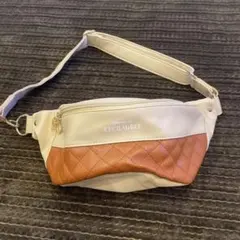 CECIL McBEE キルティングボディバッグ