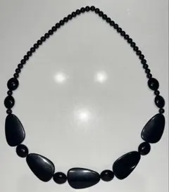 い*ら様 黒のビーズネックレス