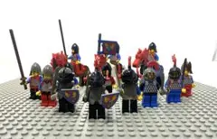 LEGO】ウルク=ハイ、オーク ミニフィグ 10体セット - メルカリ