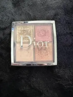 ディオールバックステージ　フェイスグロウパレット　004