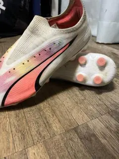 Puma Ultra サッカーシューズ ホワイト/ピンク/オレンジ