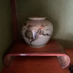 馬の絵の陶器花瓶