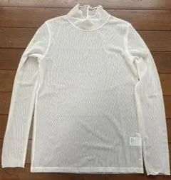 ローリーズファーム　ホワイト　ハイネック長袖トップス
