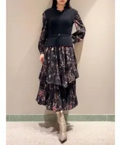 花柄ロングワンピース・ニットベスト付き