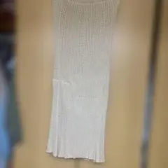 リブ編みクリーム色タイトスカート