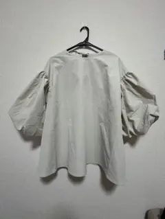 ●coca●コカ バルーンスリーブブラウス ライトベージュ チュニック