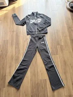 Item thumbnail for item cc08a5d2-7b08-4904-b7e2-4f0b75b5422b