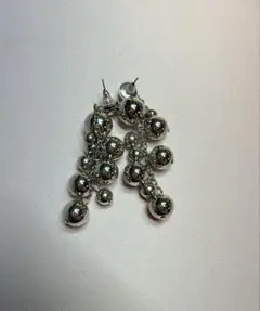 シルバー ボール型 吊り下げピアス