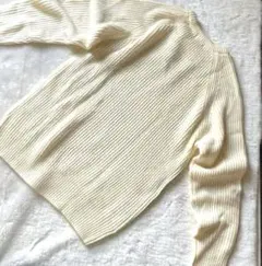 ジーユー GU＊アイボリー リブ編み 長袖ニット・ユニセックス