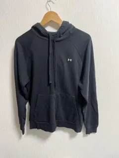 Under Armour ダークグレー パーカー LG