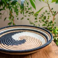 アフリカ・ルワンダのバスケットK