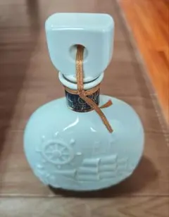 Gloria Ocean ウイスキー 720ml 43% 砲台型台座付き - メルカリ
