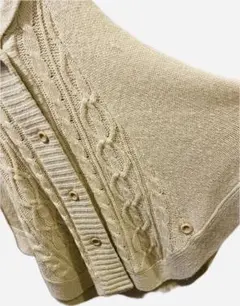 ニットポンチョ