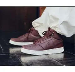 送料無料 新品 NIKE コート ビジョン MID ウィンター 28