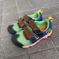 New Balance 555 キッズサンダル 16.5cm ブルー グリーン
