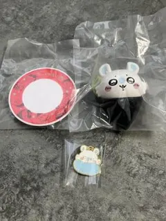 【新品・未使用品】ちいかわ寿司・メタルチャーム〈モモンガセット〉