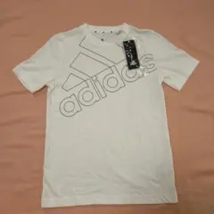 新品adidas ホワイト Tシャツ 150