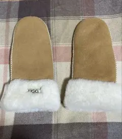 UGG ミトン　手袋