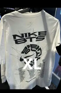 NIKE BTS コラボ　MENS Tシャツ ホワイトXLのサムネイル