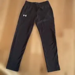 Under Armour 黒 パンツ