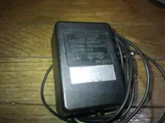 ファミコン 初期型ACアダプター HVC-002