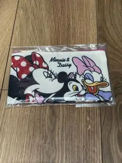 ディズニーストア ディズニーキャラクターシークレットポーチ フラット ミニー