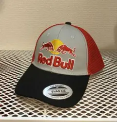 Red Bull メッシュキャップ 帽子のサムネイル