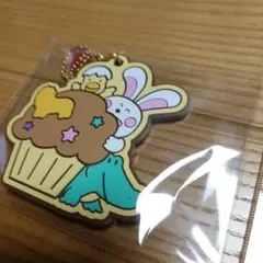 一番くじ たべっ子どうぶつ　ラバーチャーム 　カップケーキ　うさぎ　ワニ　ひよこ