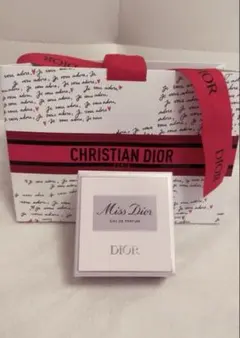 新品未開封品✨️ ミスディオール オードゥパルファン 30ml ブルーミングブーケ