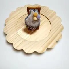 ねこ　刺繍　ブローチ　 ハンドメイド　 ビーズ刺繍