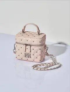 Item thumbnail for item 797cc5da-944f-4fa7-98b4-8d405deb25ec