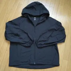 【美品】UNIQLO L サイズポケッタブルパーカー UV＆ 撥水（ 袋付き）