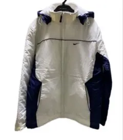NIKE ナイキ　中綿入り　ジャケット　ジャンバー　ウインドブレーカー M